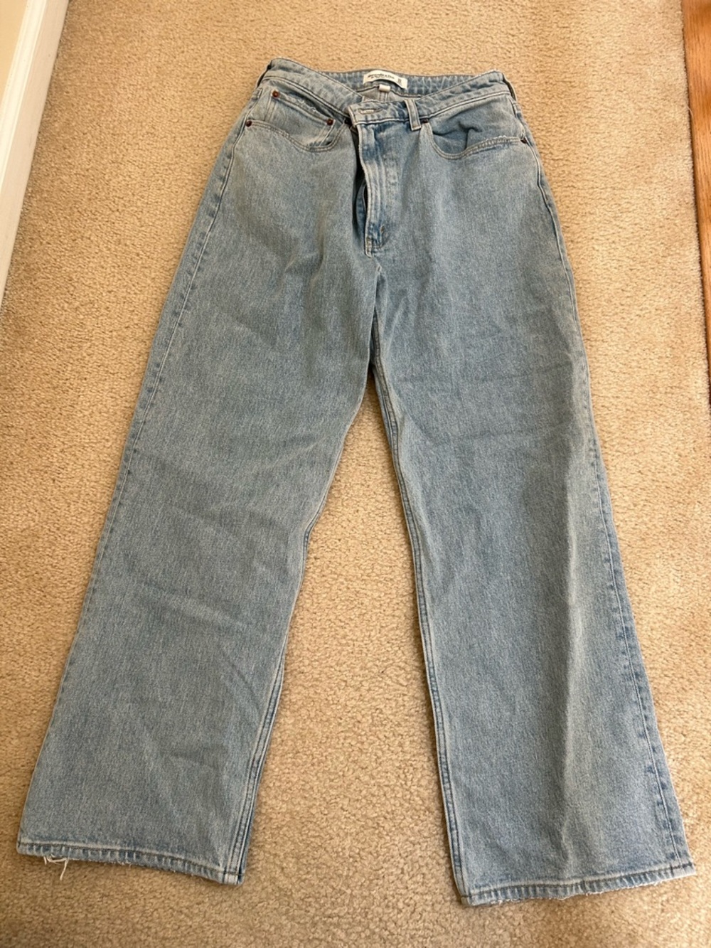Abercrombie & Fitch 90s Relaxed High-Rise Jeans